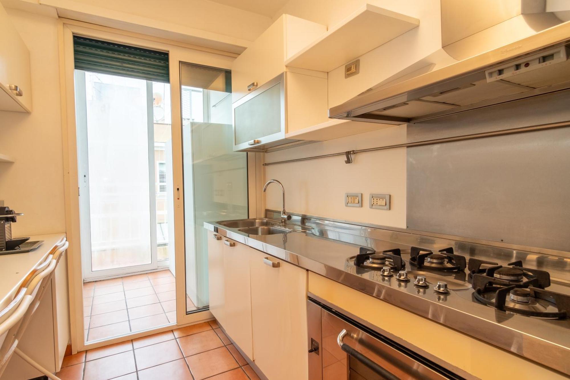 Attic With Terrace And Jacuzzi - Luxury Apartment Rome Extérieur photo