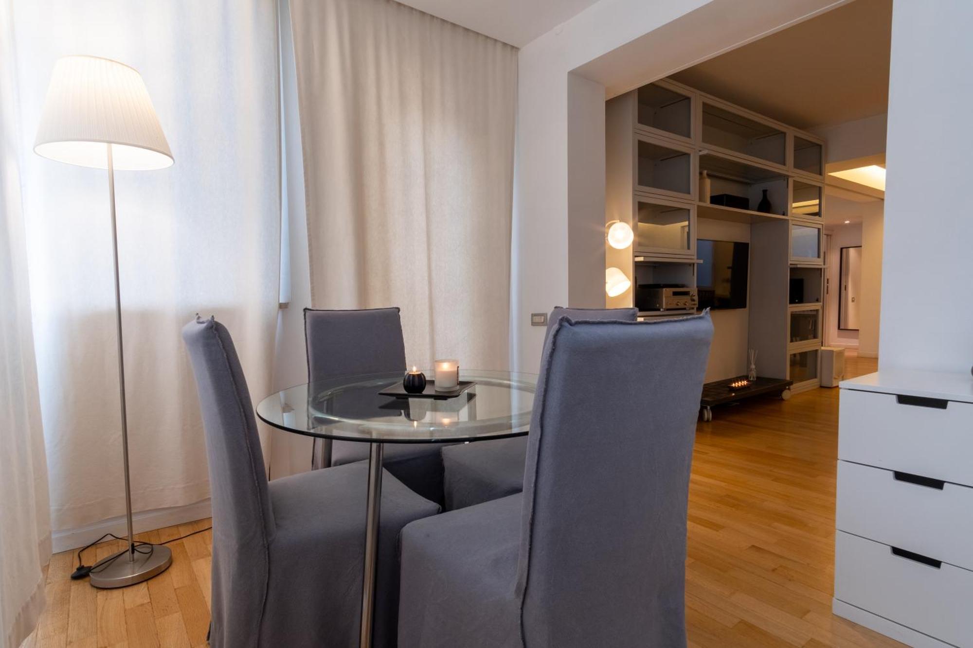 Attic With Terrace And Jacuzzi - Luxury Apartment Rome Extérieur photo