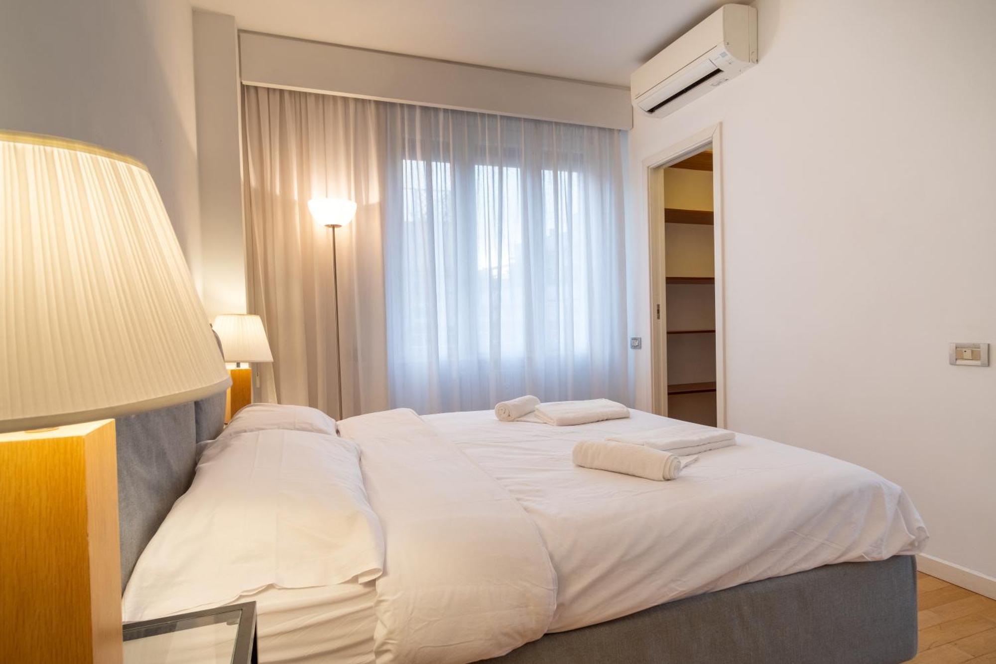 Attic With Terrace And Jacuzzi - Luxury Apartment Rome Extérieur photo